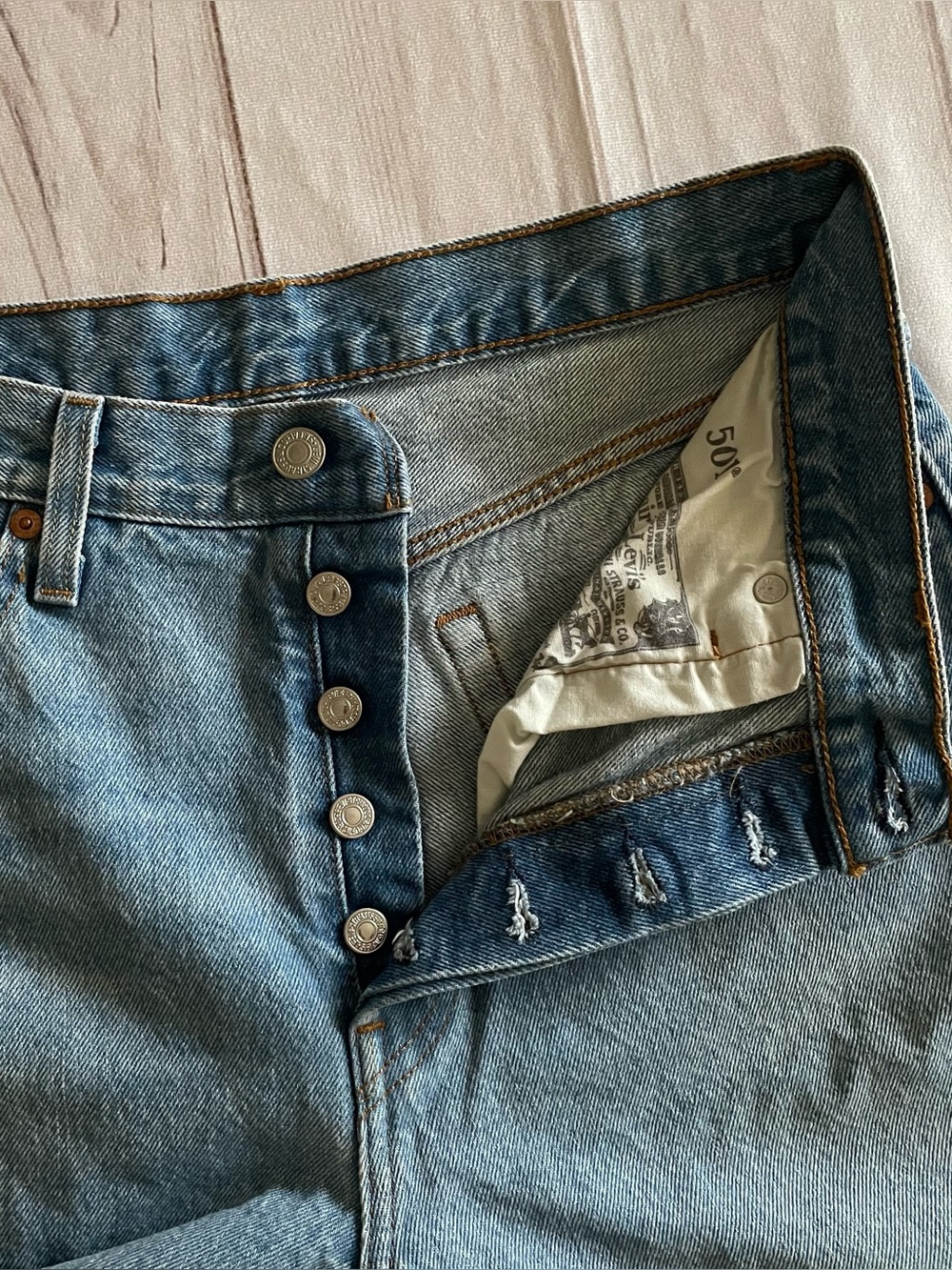 Levi’s 501 Original Cropped Jeans Women’s 29x26 Blue Button Fly Straight Leg - Picture 8 of 15